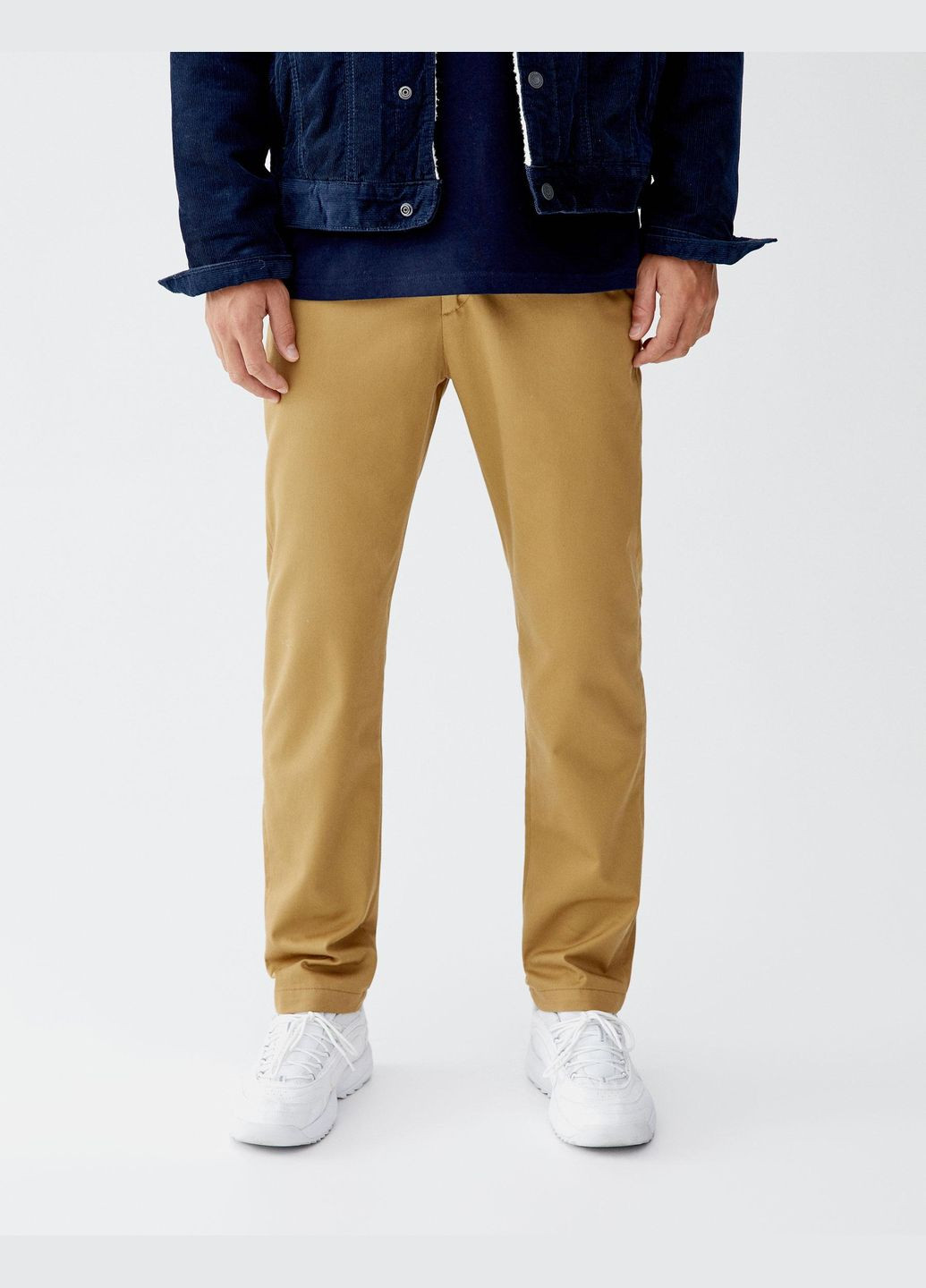 Бежевые брюки Pull & Bear