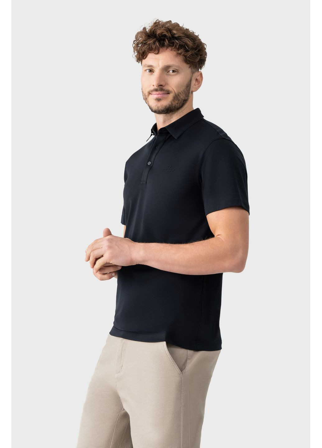 Черная футболка Avecs