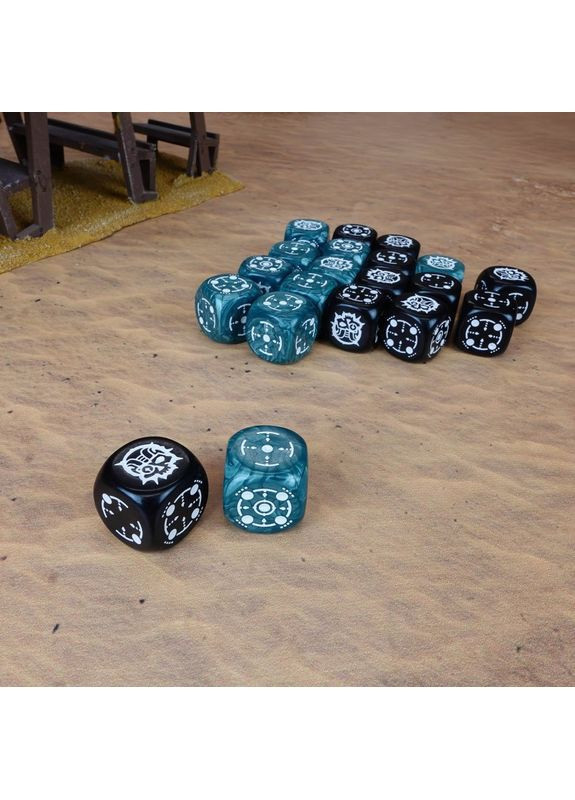 Настольная игра Набор кубиков Crosshairs Compact D6: Stormy & Black Dice Set Q-Workshop (371882911)
