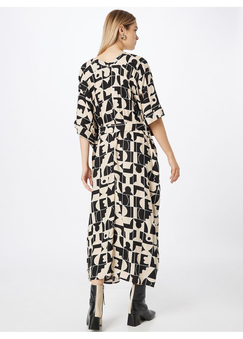 Комбінована сукня-сорочка оверсайз Monki з абстрактним візерунком