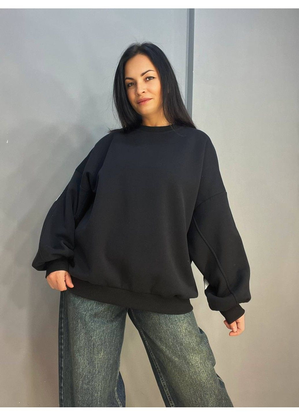 Чорний світшот жіночий davras 6001 подовжений оверсайз напис на спині perfect утеплений на флісі one size чорний (314822891)