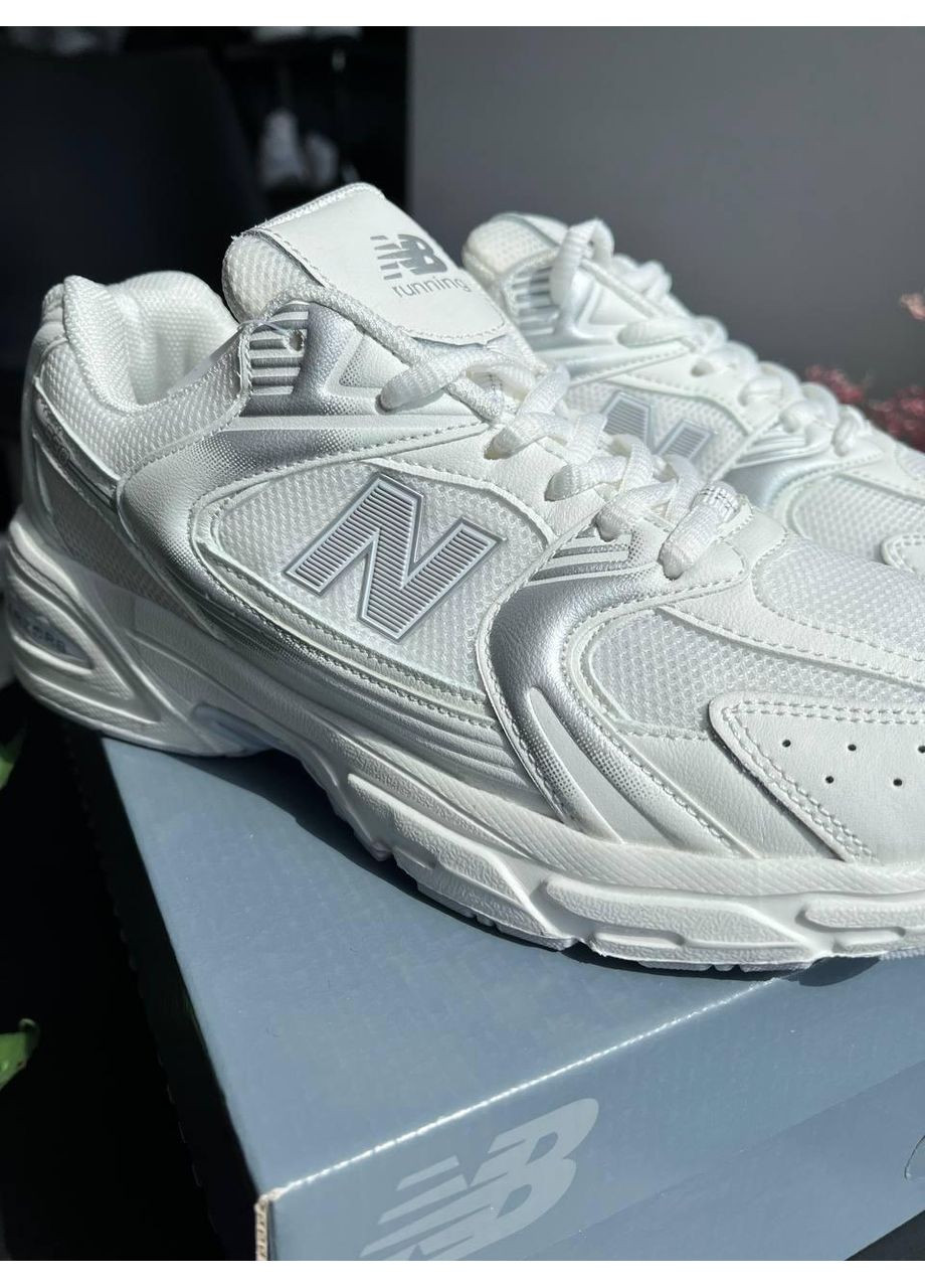 Білі Осінні кросівки чоловічі new balance 530 silver white v2 нью беланс 530 No Brand