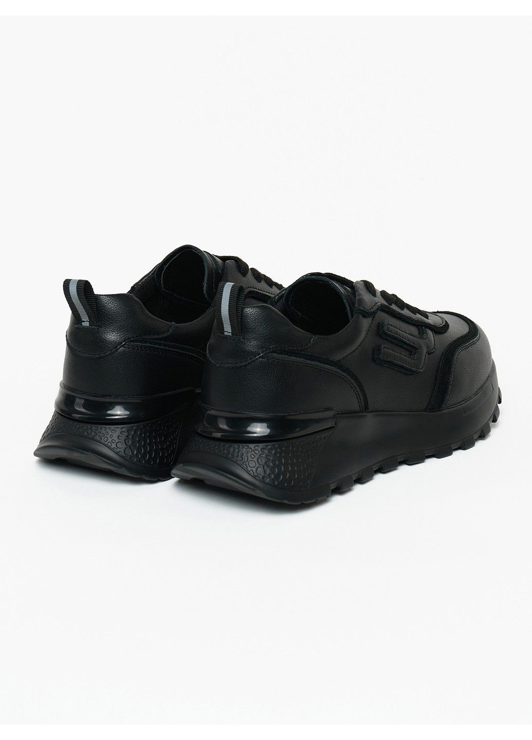 Черные демисезонные женские кроссовки 1100189 Buts