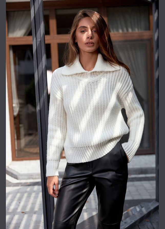 Молочный демисезонный свитер из полушерстяной пряжи (2782) Triko Bakh