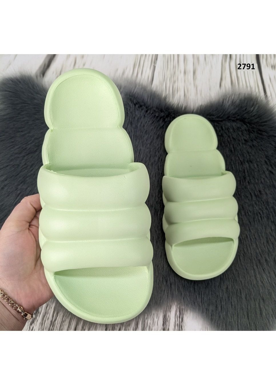 Мятные шлепанцы женские Fashion