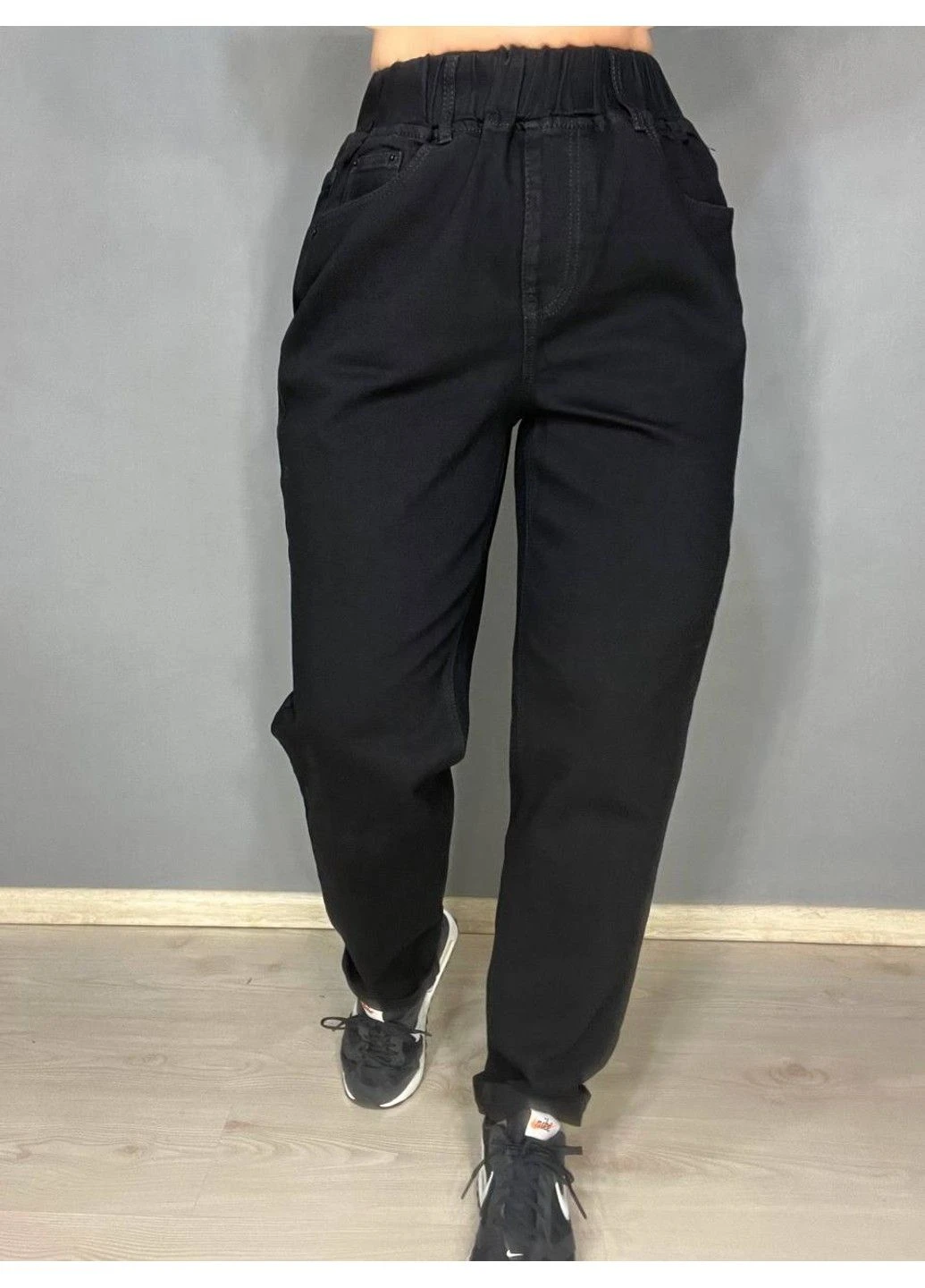 Джинси жіночі 81888 mom jeans relax comfort талія на резинці великі розміри чорні Vanver - (323444571)