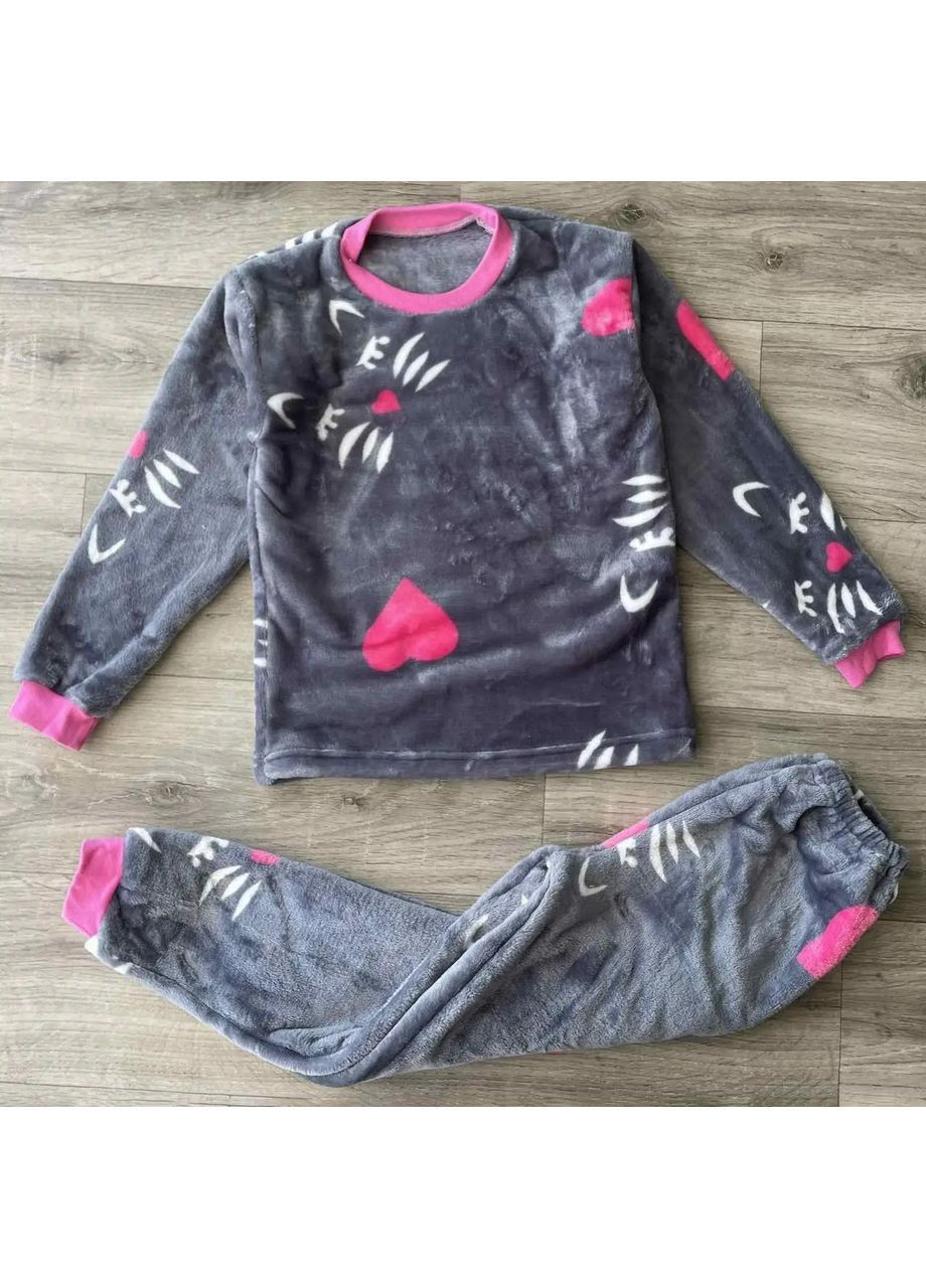 Серая всесезон детская махровая серая пижама с розовыми вставками для девочки. No Brand