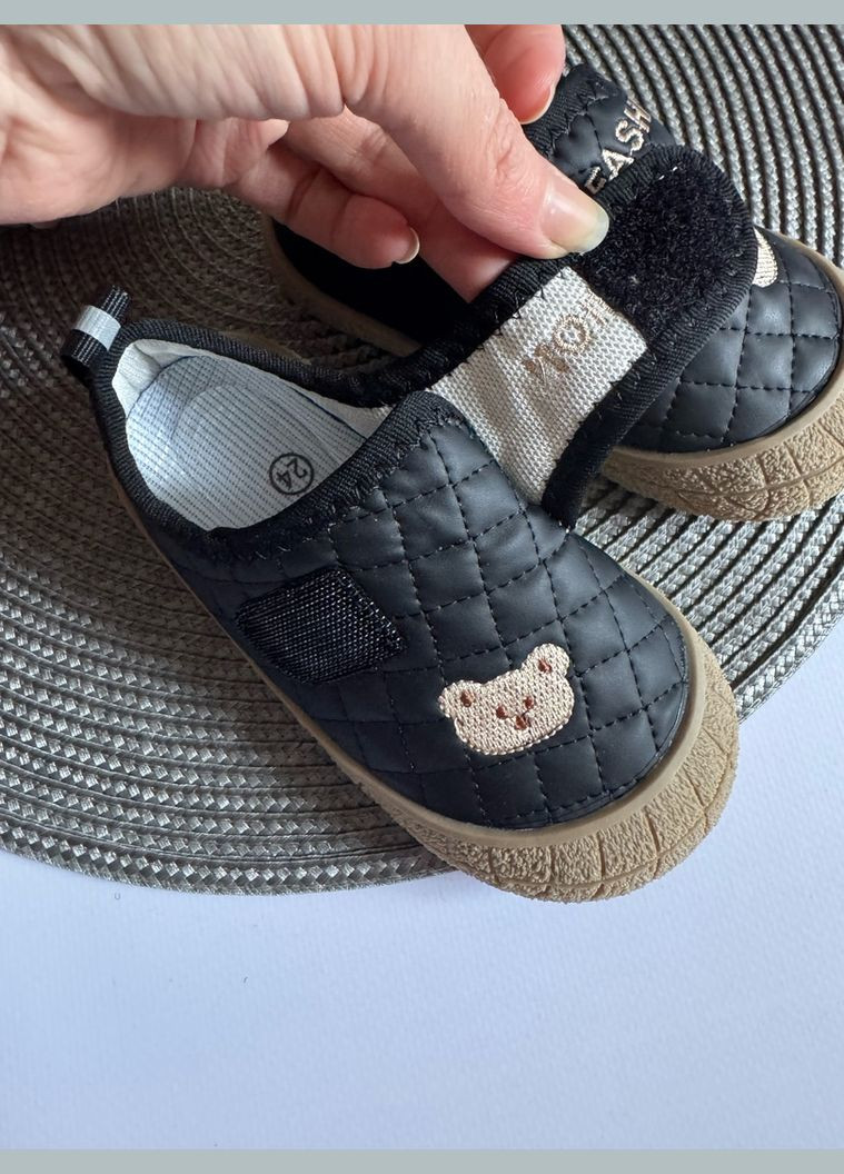 Чорні всесезонні дитячі кеди з ведмедиком 10777 No Brand