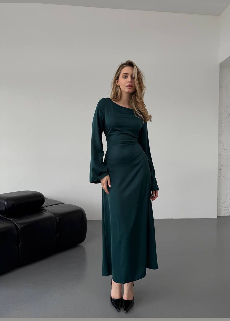 Зеленое приталенное платье-макси из лёгкого шёлка в зеленом цвете, нежное платье 42-46 No Brand однотонное