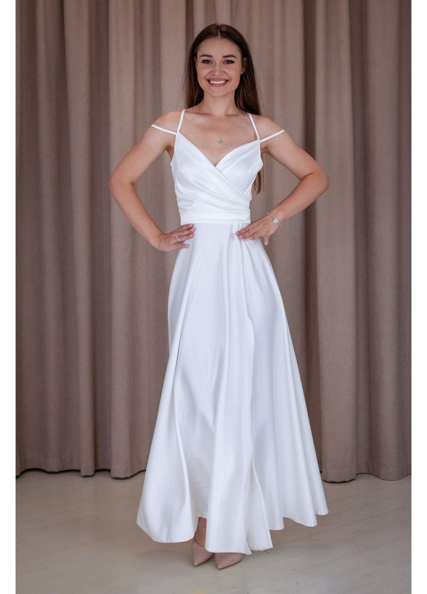 Белое вечернее платье а-силуэт First Woman однотонное