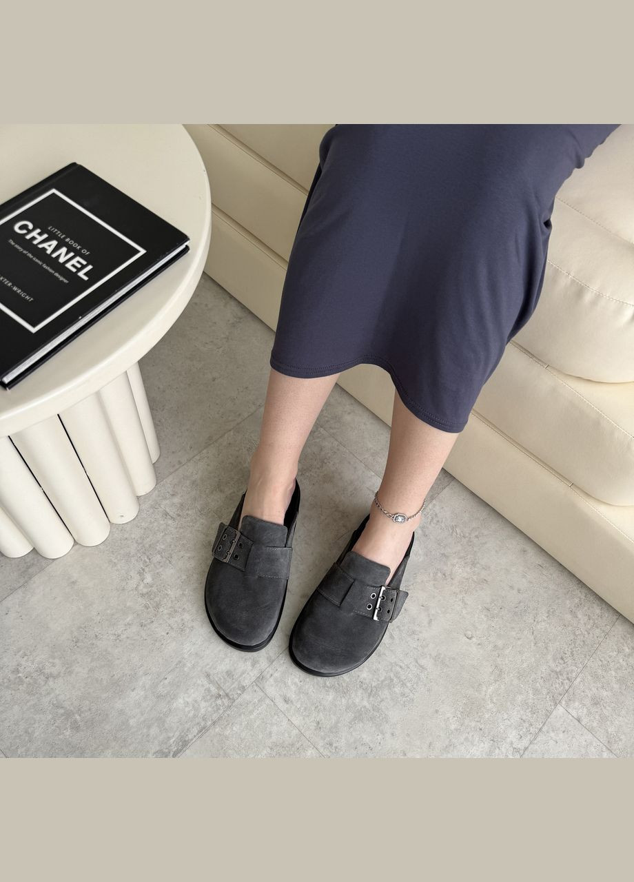 Серые сабо клоги женские замшевые, декорированы ремешком.. 39 размер Vasha para