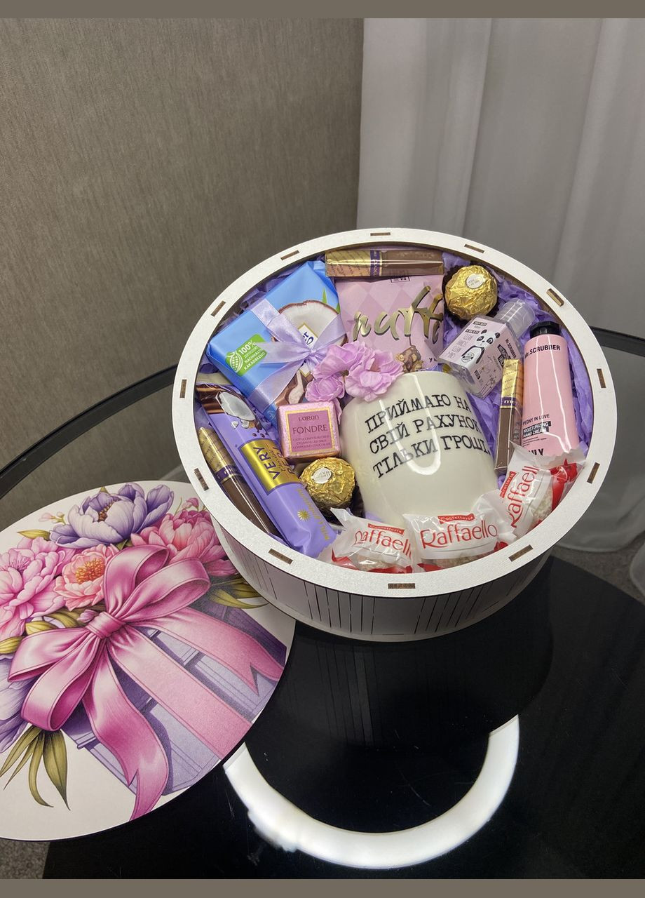 Жіночий подарунковий бокс «Приймаю тільки гроші» | Стильний набір з горнятком, косметикою та солодощами No Brand (340489880)