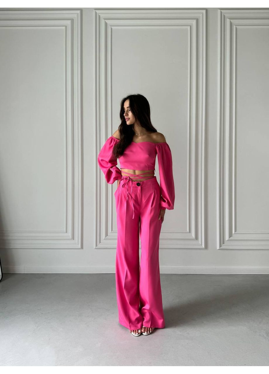 Жіночий костюм з штанами та топом Adelante (353848547)