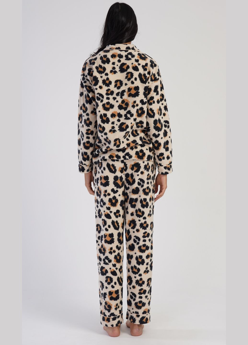 Бежевая всесезон пижама флисовая женская на пуговицах (лонгслив, брюки) леопардовая рубашка + брюки Vienetta