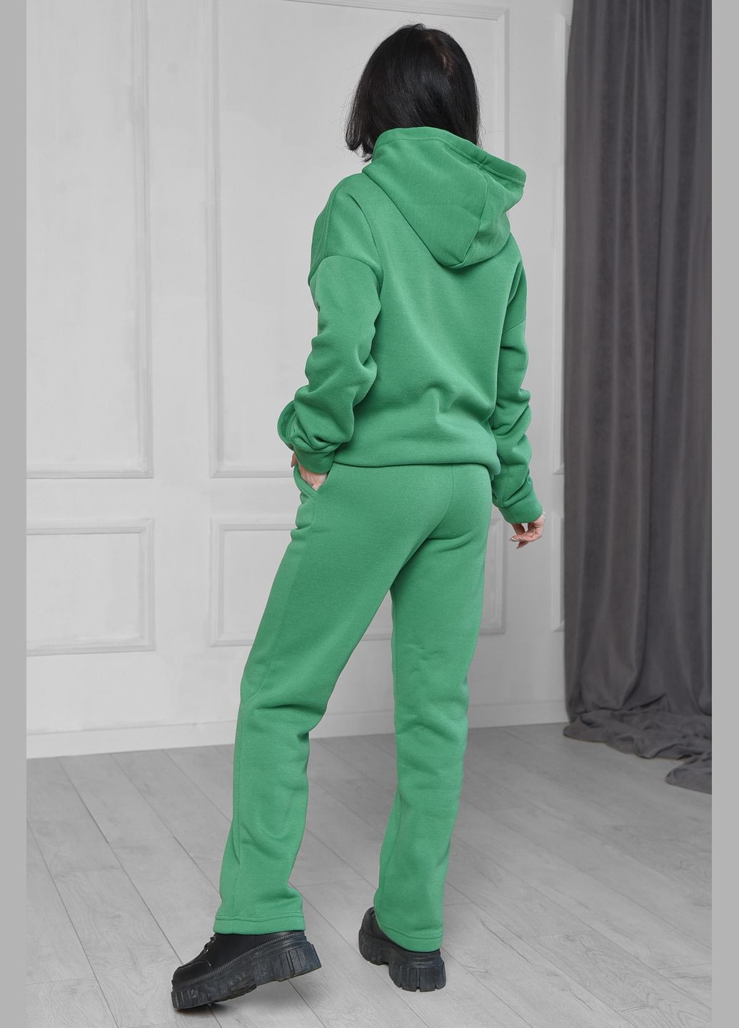 Спортивный костюм женский на флисе зеленого цвета Let's Shop (277228622)