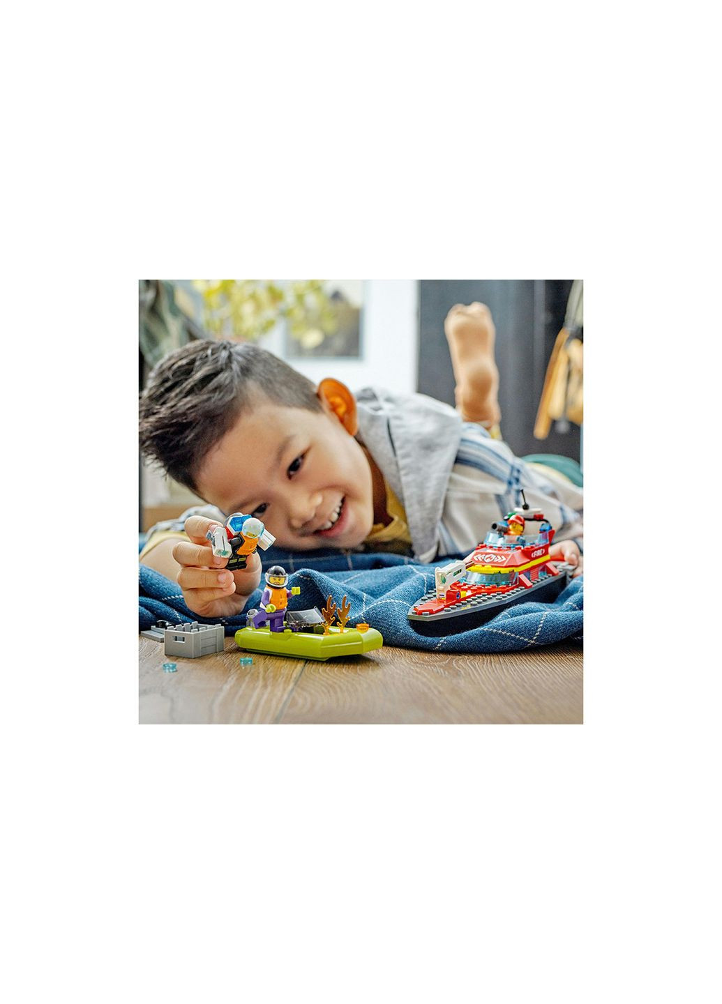 City Лодка пожарной бригады 144 детали (60373) Lego (304055051)