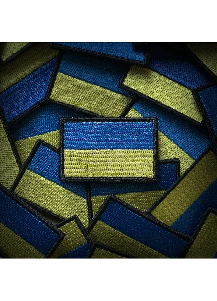 Шеврон прапор України з чорним кантом (Форма прямокутна. На липучці) Розмір 4.5x3см No Brand (369924658)
