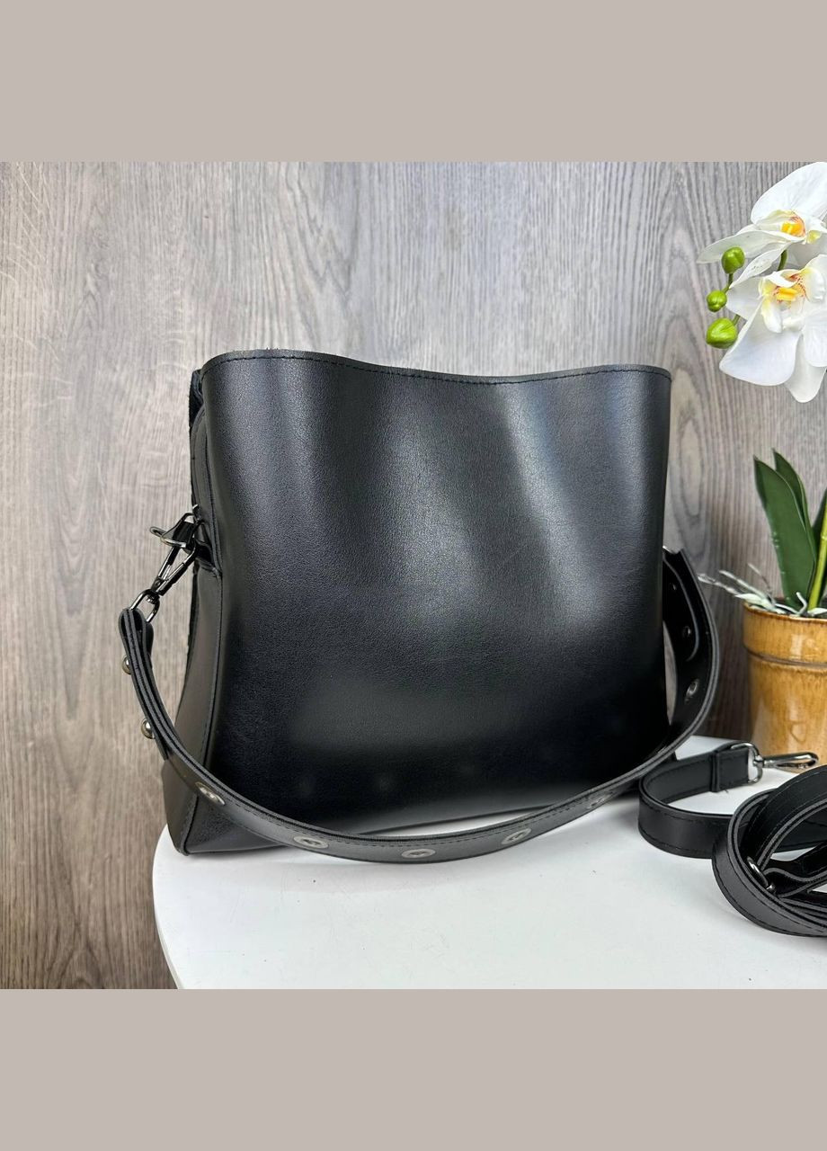 Замшевая женская сумка на плечо с тиснением и магнитной застёжкой черная (sku_1424) No Brand (330576071)