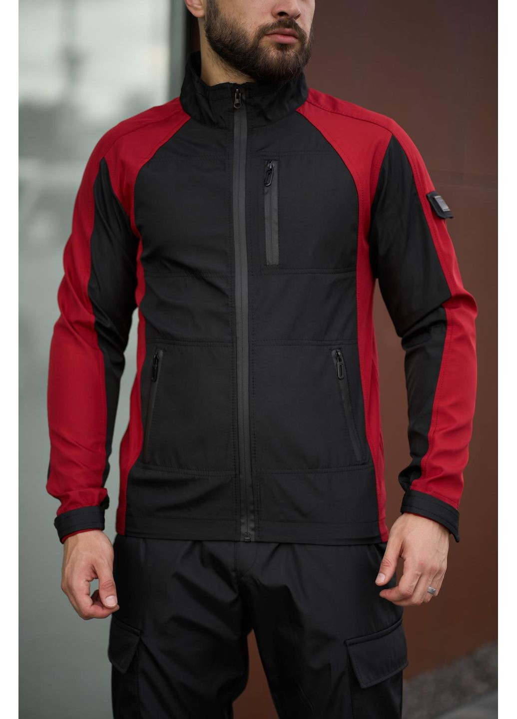 Красная демисезонная стильная мужская куртка с softshell без флиса Vakko