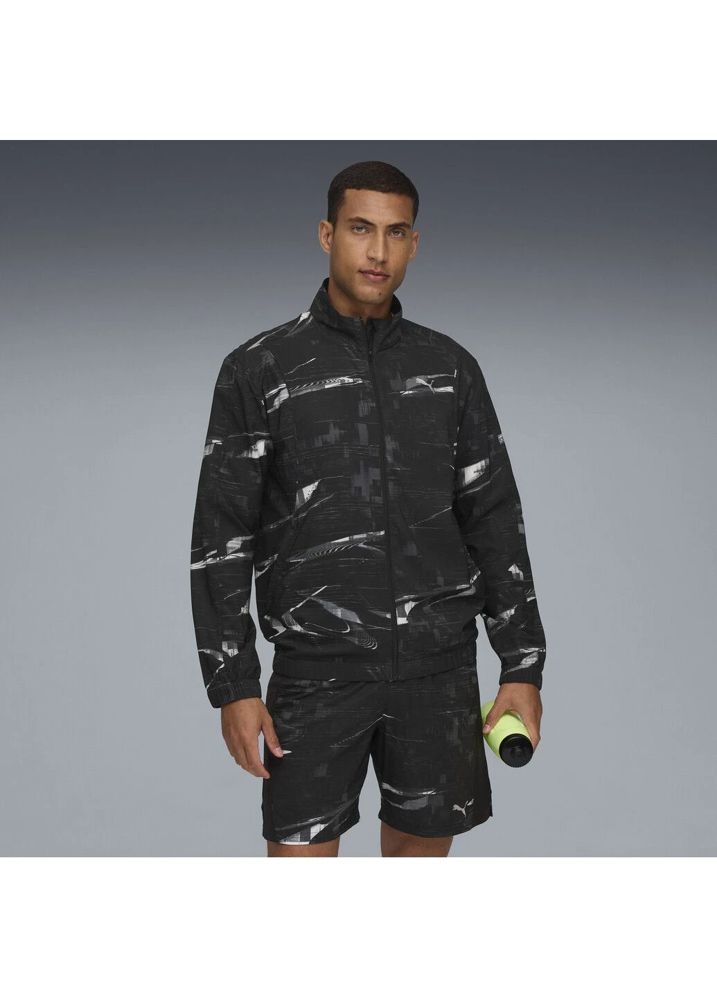Чорна демісезонна олімпійка run velocity jacket men Puma