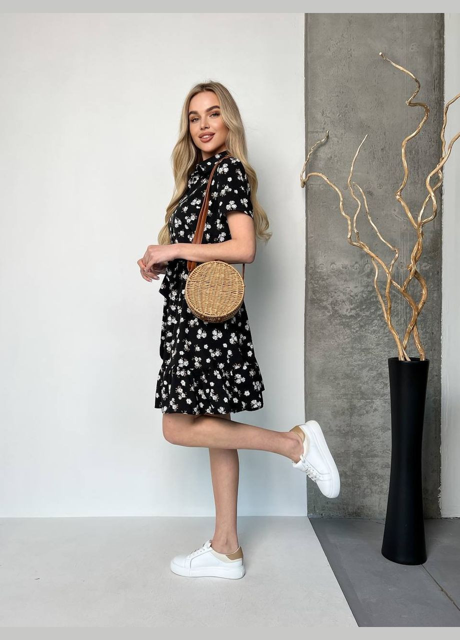 Чорна повсякденний літня сукня з візерунком та воланом MonCher з квітковим принтом