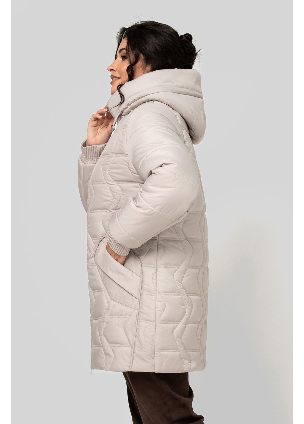 Белая зимняя женская теплая зимняя куртка ярослава прямого силуэта с капюшоном all posa (ap102524p) A'll Posa