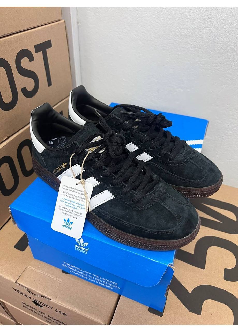 Черные всесезонные кроссовки adidas spezial black No Brand