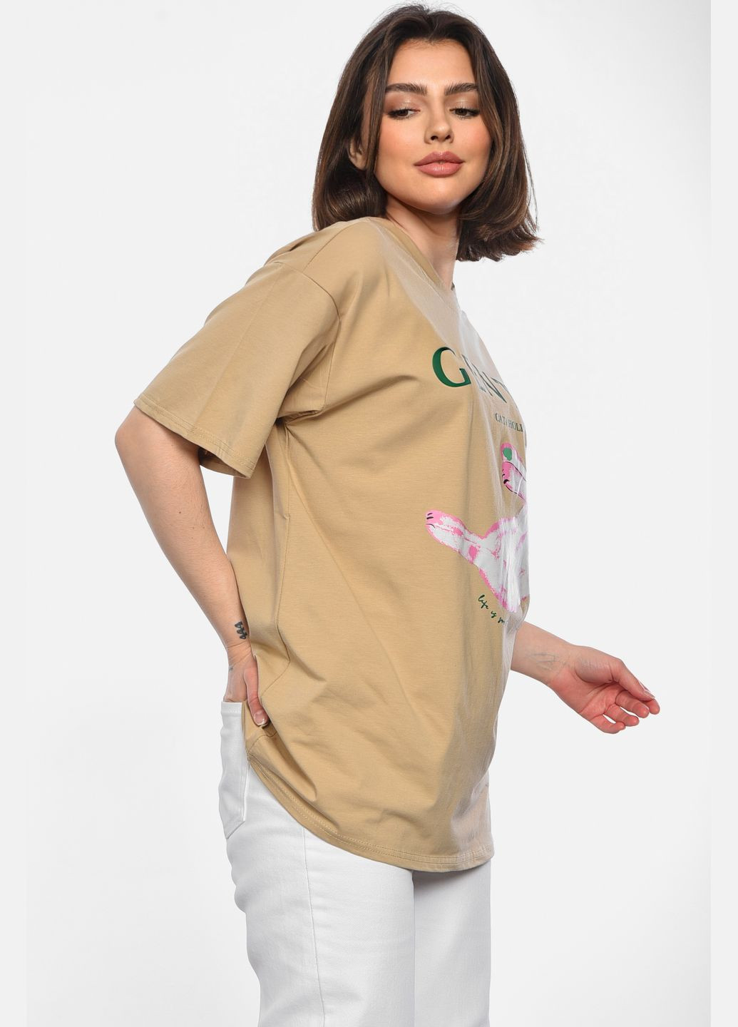 Бежевая летняя футболка женская полубатальная бежевого цвета Let's Shop