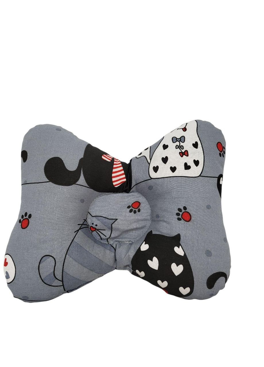 Подушка-позиционер для новорожденных «Бабочка» с котиками 25х20 см Уютний стиль (370988542)