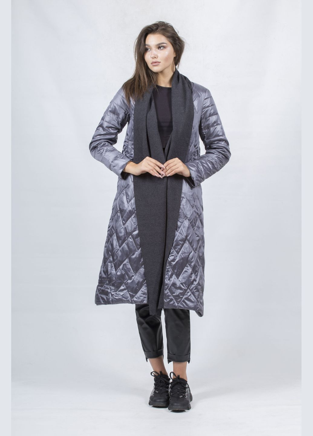 Серое демисезонное Женское осеннее синтепоновое пальто на запах без застежки, серое или черное Clasna (, ), 43592 No Brand