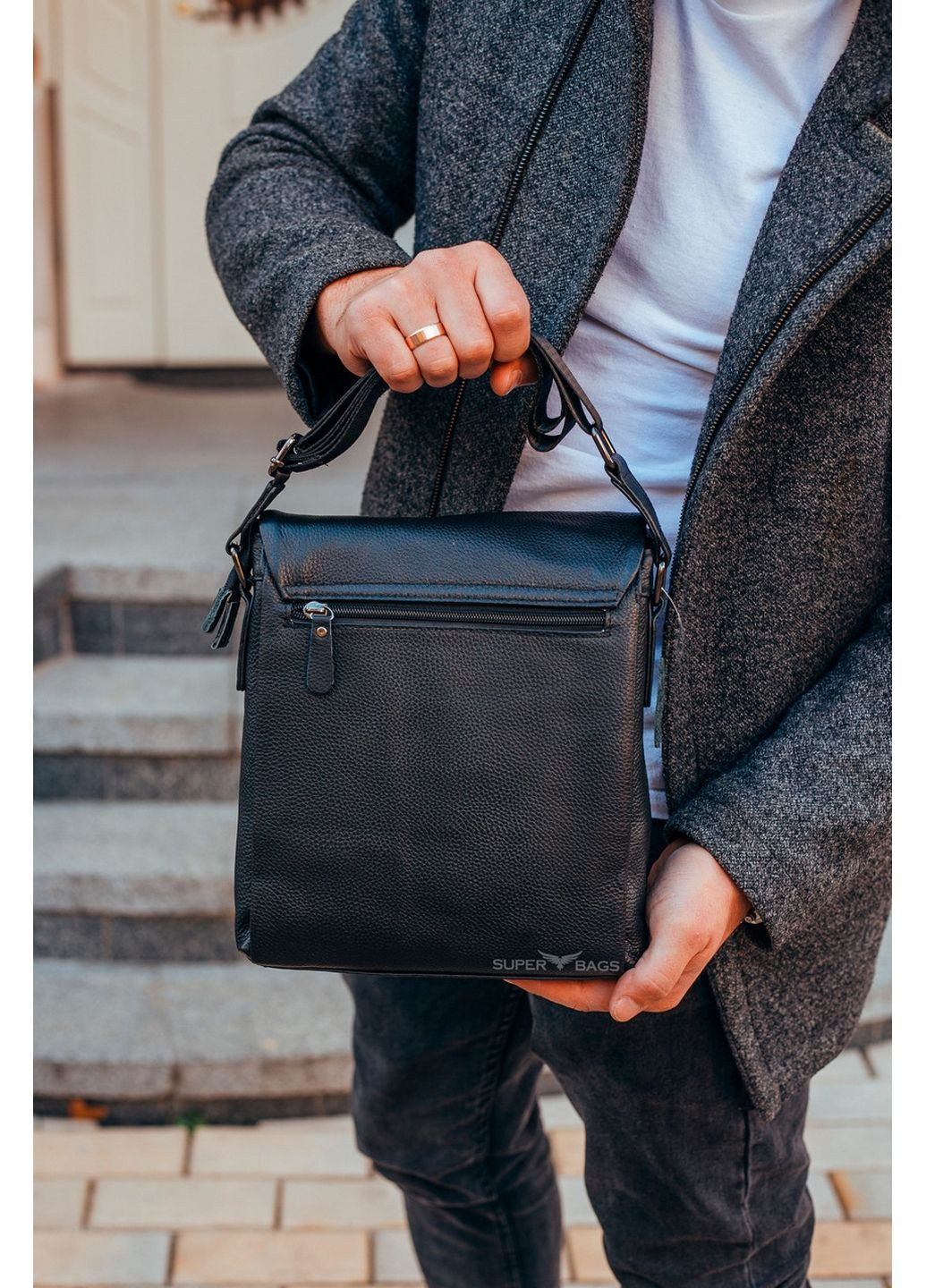 Мужская кожаная сумка 26х22х6 см Tiding Bag (315874900)