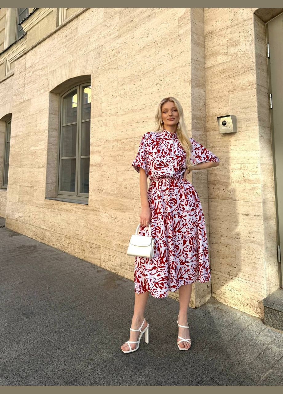 Червона красива літня сукня-максі в принті з якісного софту, повсякденне ніжне червоне плаття на гудзиках, пояс гнучка гумка No Brand