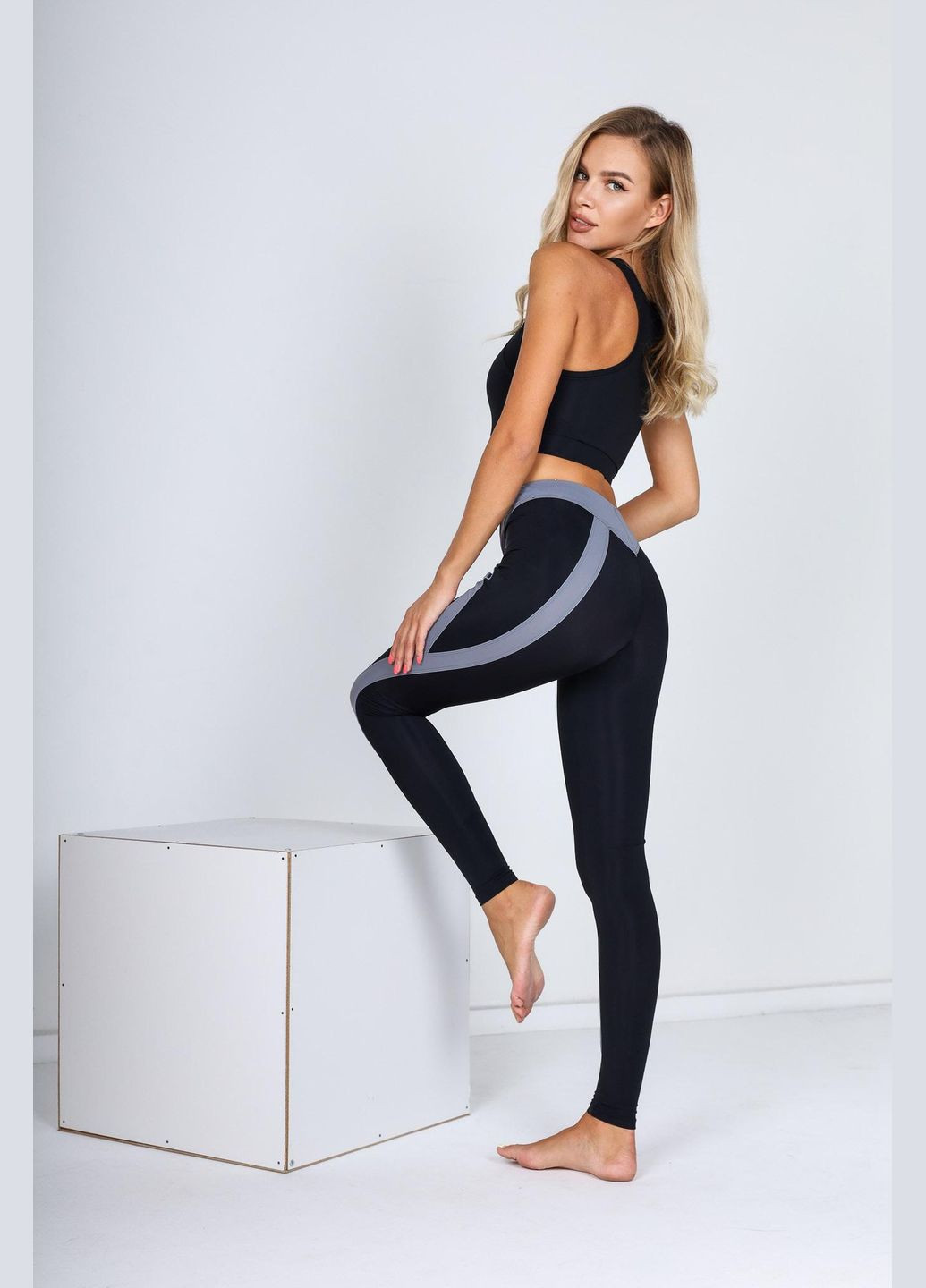 Лосіни для фітнесу чорні із сірими смугами S Opt-kolo (286785337)