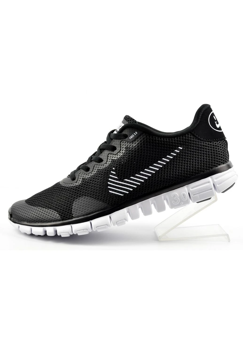 Черно-белые летние кроссовки летние free run 3.0 No Brand