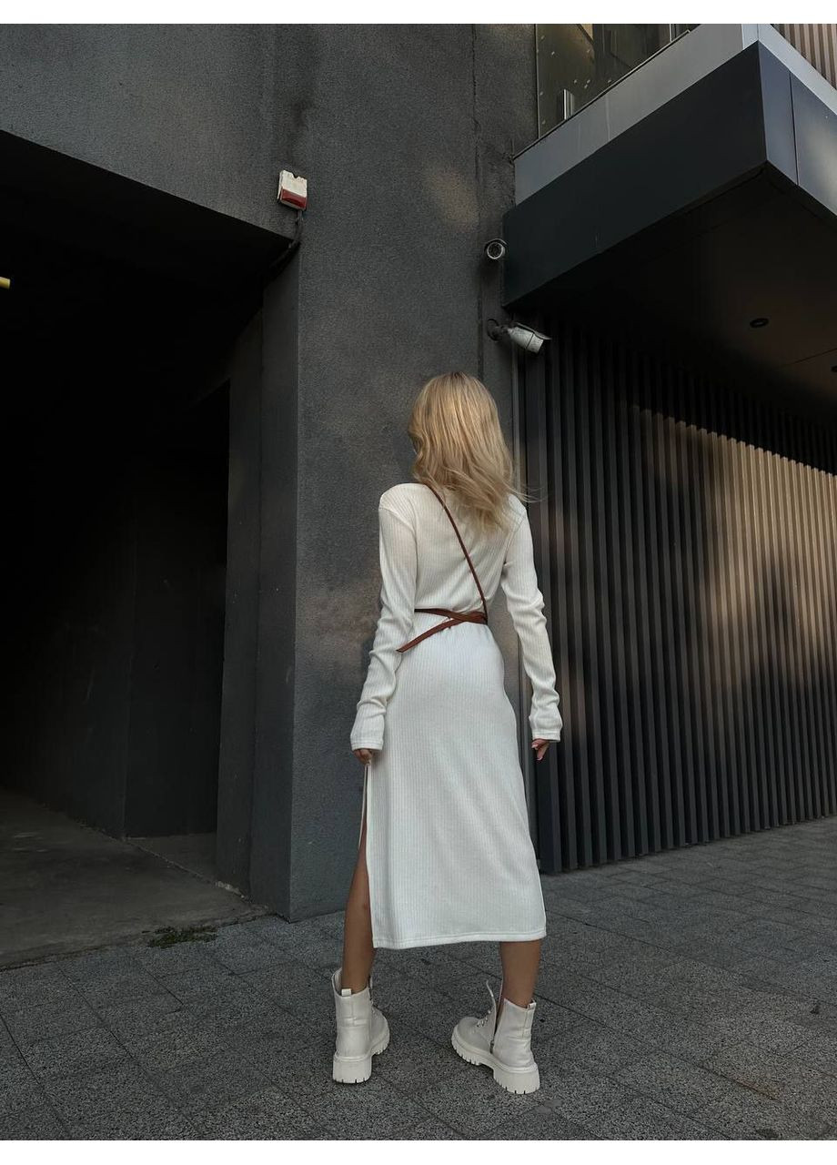 Молочна ангорова сукня міді з поясом Fashion
