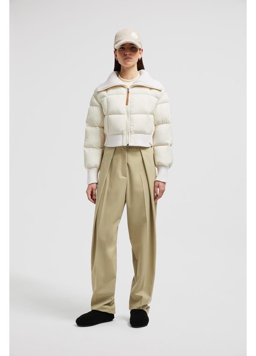 Молочный зимний Пуховик Moncler