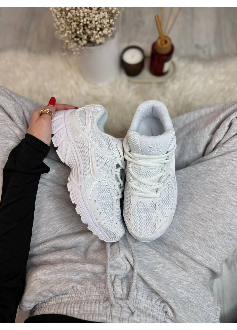 Белые демисезонные кроссовки мужские nike v5 rnr white найк в5 белые No Brand