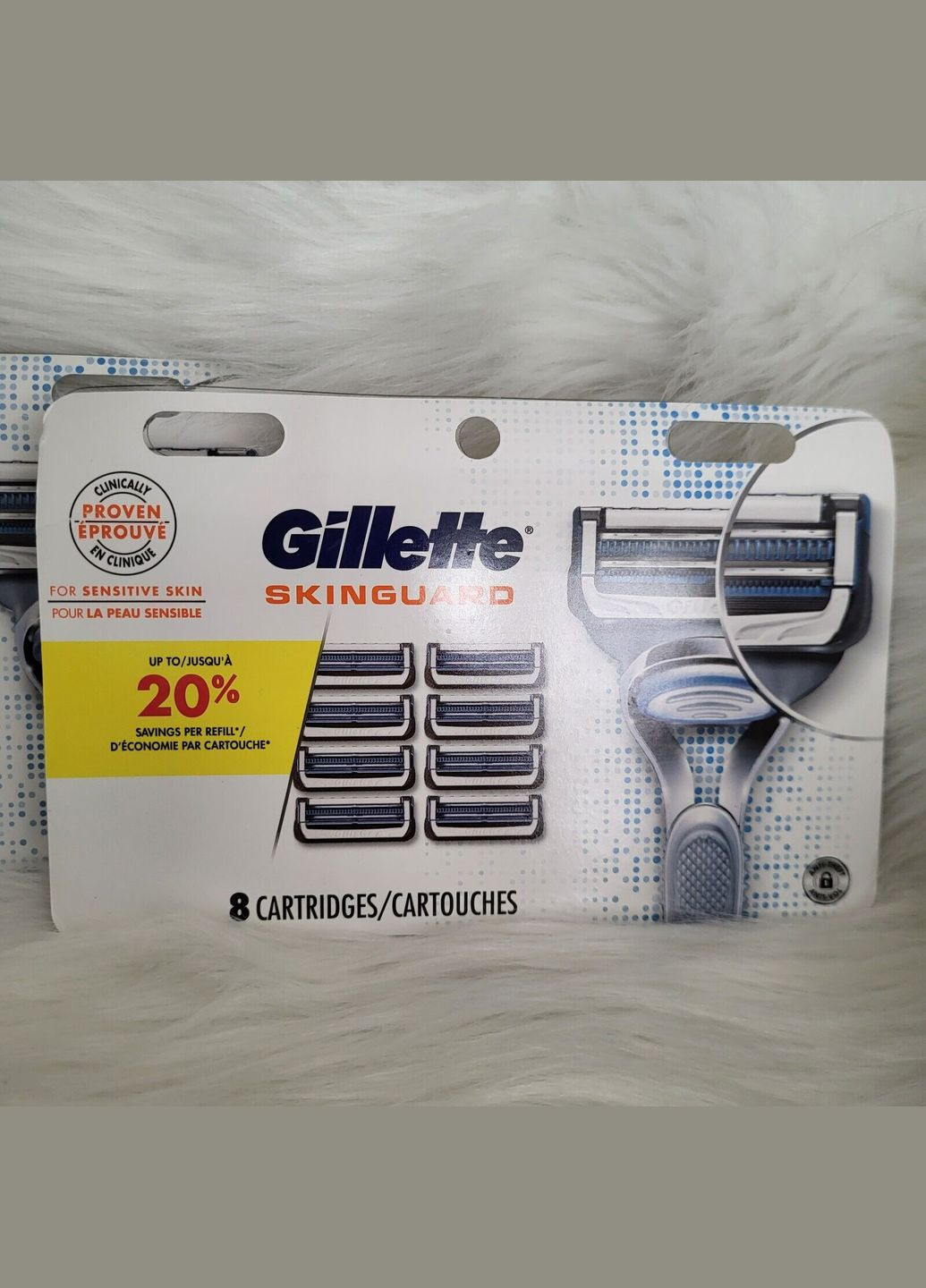 Змінні картриджі для гоління SkinGuard для чутливої шкіри (8 шт) Gillette (278773568)