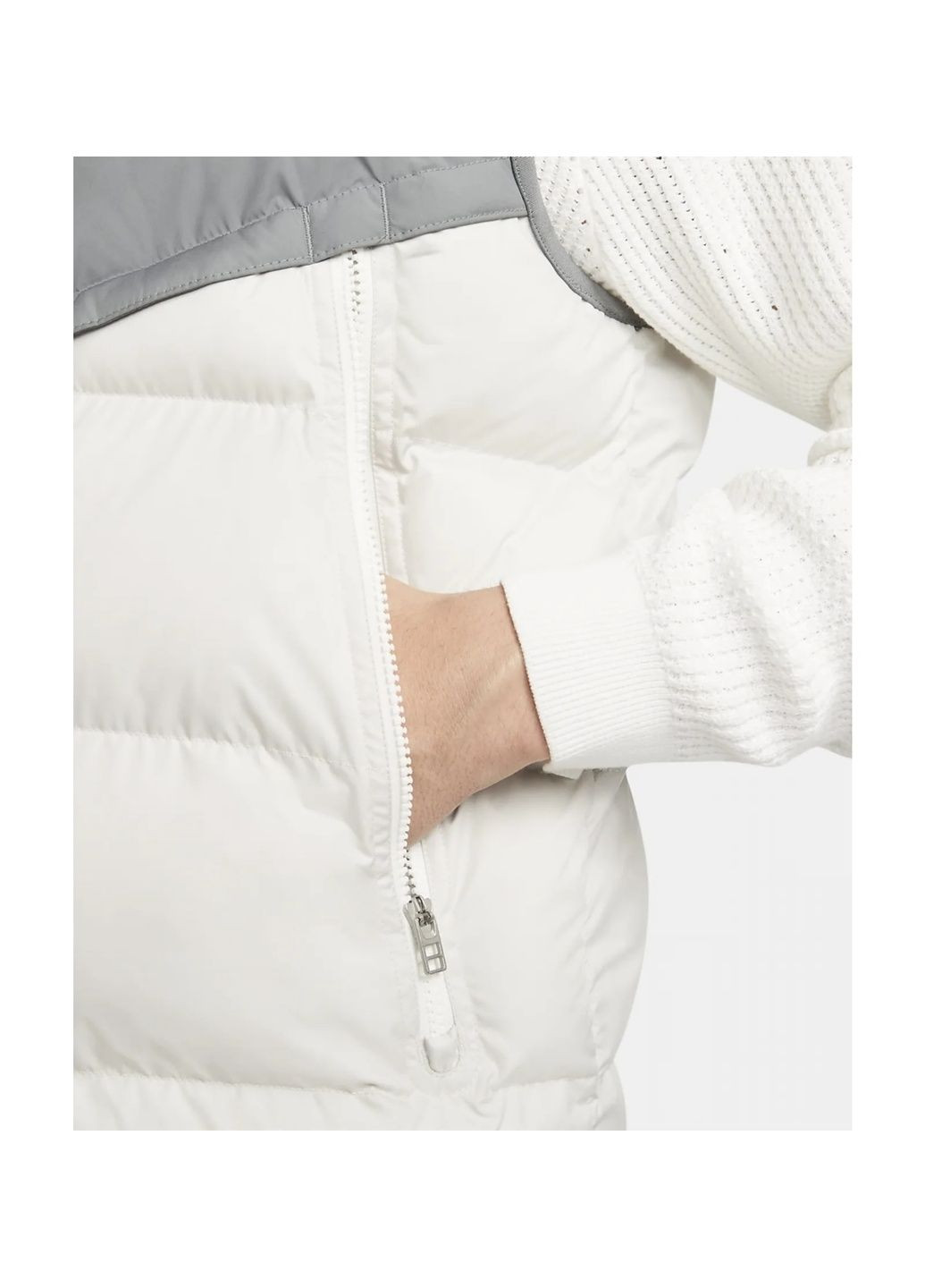 Жилетка мужская Storm-Fit Windrunner Primaloft Vest White/Grey Dr9617-084 Nike (365962031)
