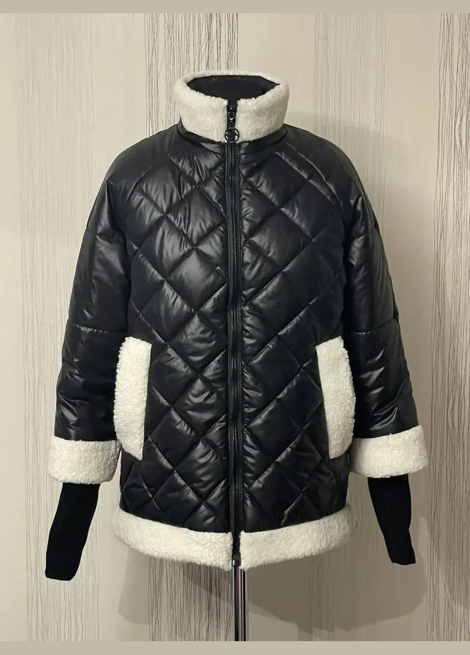 Черно-белая демисезонная куртка женская весенняя большого размера SK