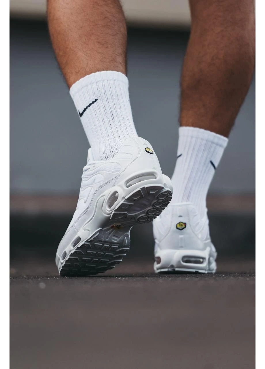 КРОССОВКИ ЖЕНСКИЕ NIKE AIR MAX TN FULL WHITE НАЙК АИР МАКС ТН ПЛЮС БЕЛЫЕ No Brand белые демисезоны (391940578)