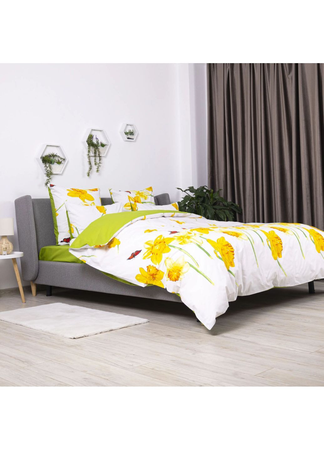 Сімейний комплект постільної білизни Бязь з наволочками 70*70 см, 115 гр/м2 Яскравий нарцис Білий з зеленим (20510150215) ТЕП (366036785)