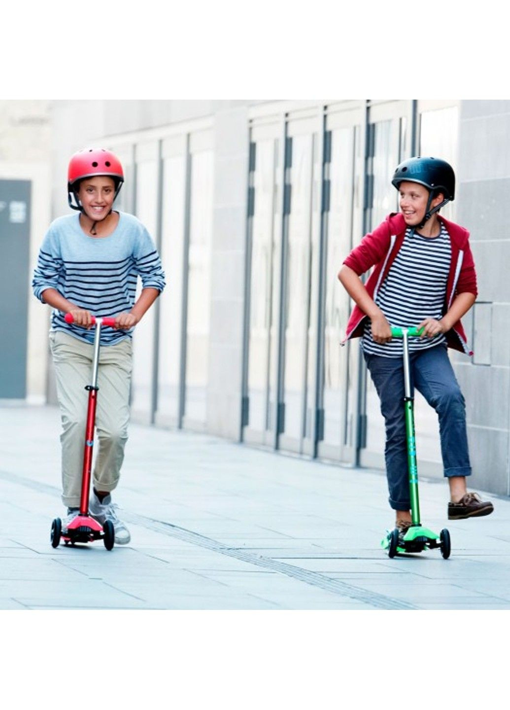 Самокат серии Maxi Deluxe – Красный Micro (331173880)