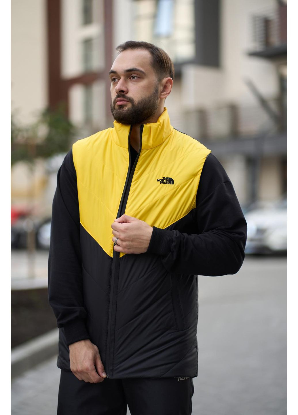 Легка та зручна чоловіча жилетка No Brand (361626248)