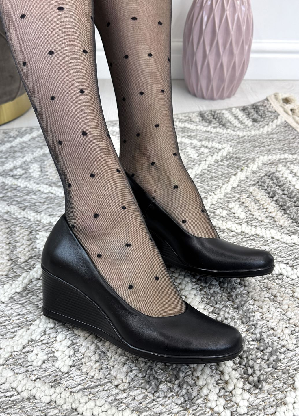 Vasha para Женские кожаные туфли на невысокой танкетке, цвет черный лодочки черный з натуральная кожа, украина — демисезон (326606145)