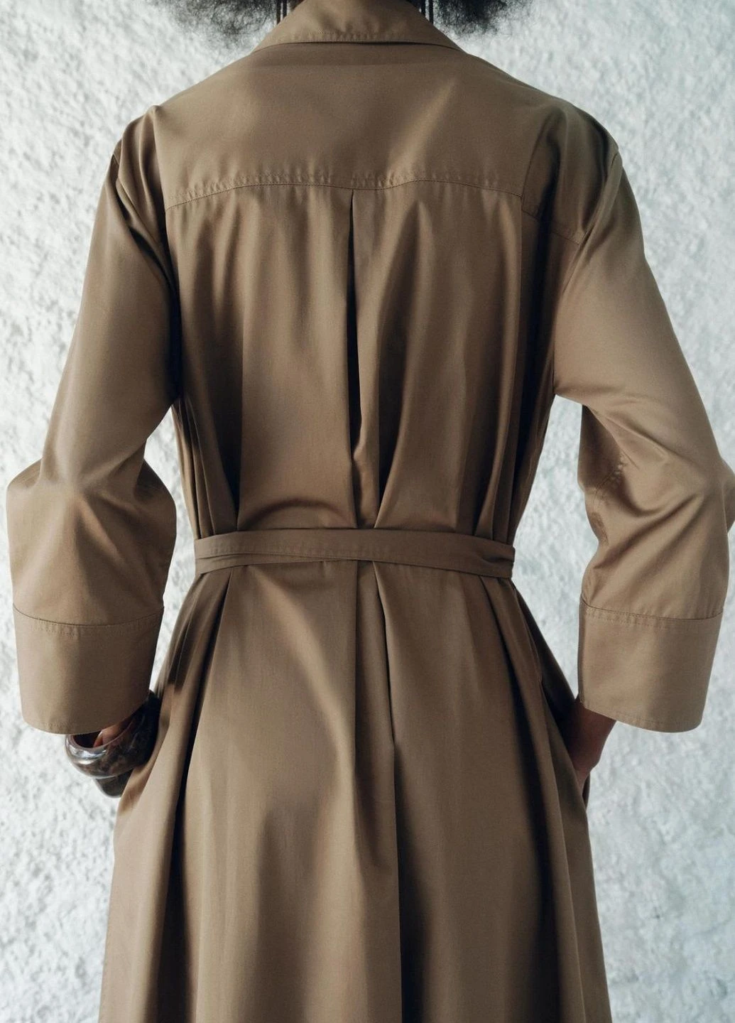 Оливкова (хакі) повсякденний сукня Zara однотонна