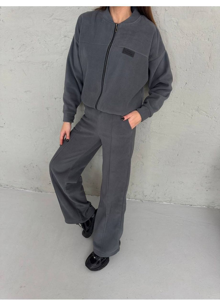 Стильний жіночий спортивний костюм No Brand (371367879)