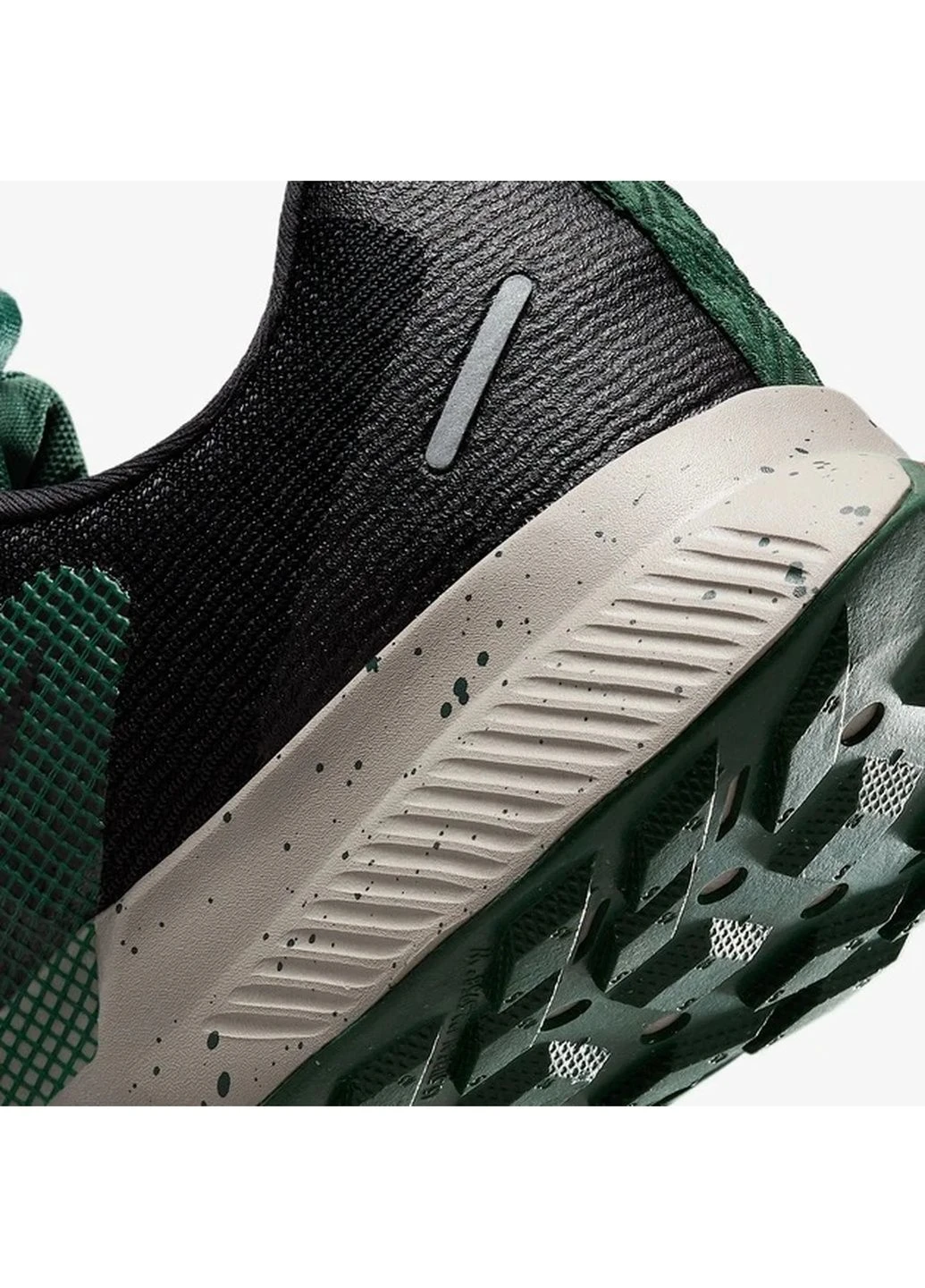 Чорні кросівки чоловічі juniper trail 3 black Nike