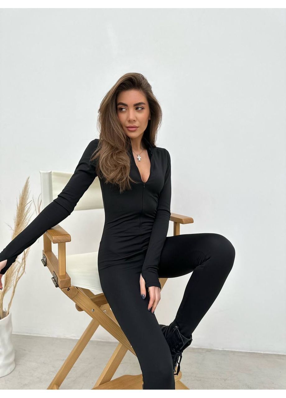 Жіночий приталений комбінезон на флісі MonCher комбінезон-брюки чорний повсякденний