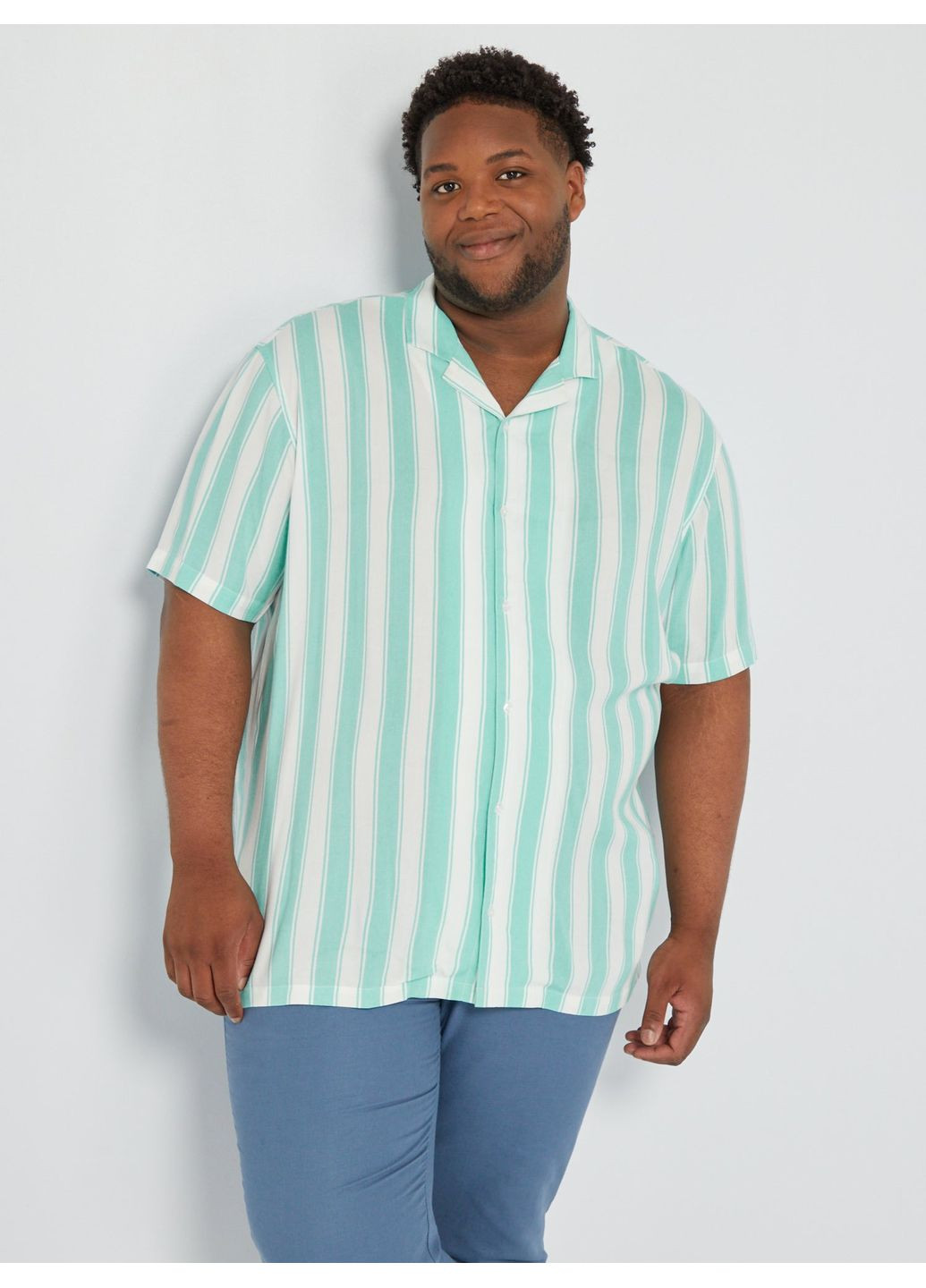 Белая рубашка Kiabi